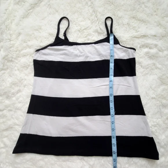New York & Co black/white striped tank, size Large - Picture 3 of 7